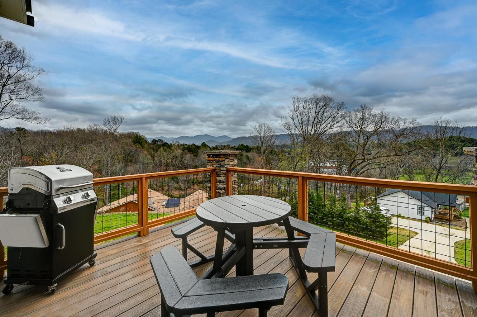 웨버빌 Mon Tresor, Modern Mountain Views With Deck 빌라 외부 사진