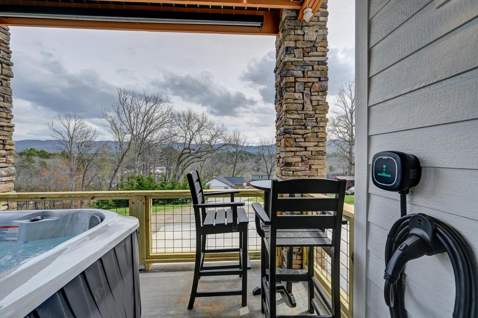 웨버빌 Mon Tresor, Modern Mountain Views With Deck 빌라 외부 사진