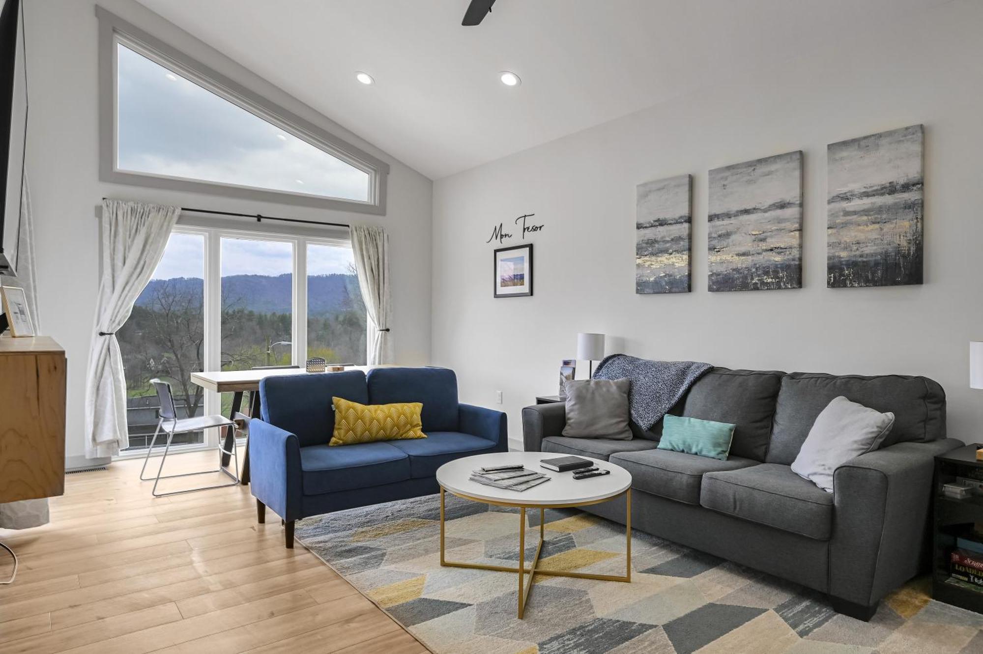 웨버빌 Mon Tresor, Modern Mountain Views With Deck 빌라 외부 사진