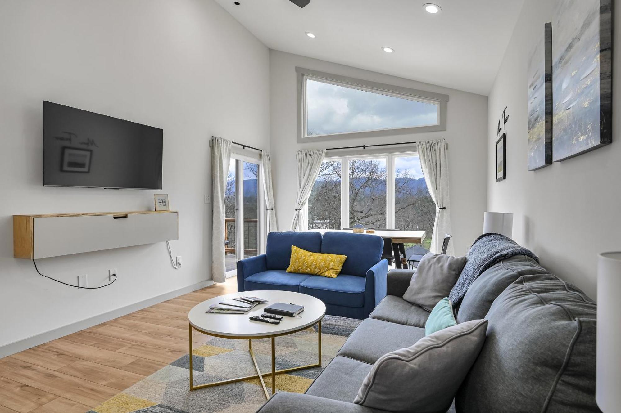 웨버빌 Mon Tresor, Modern Mountain Views With Deck 빌라 외부 사진