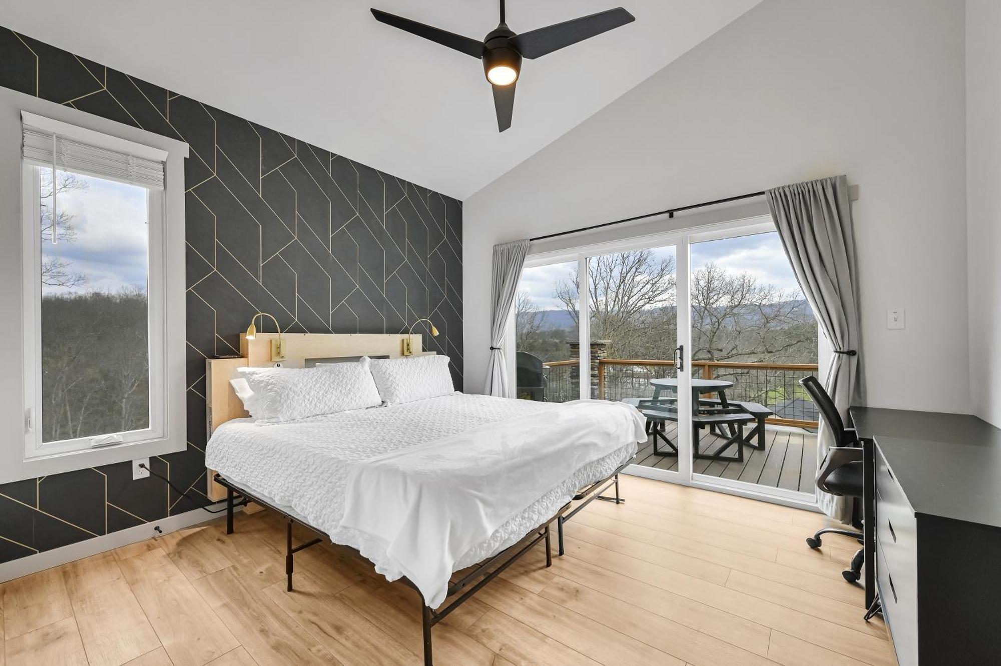 웨버빌 Mon Tresor, Modern Mountain Views With Deck 빌라 외부 사진
