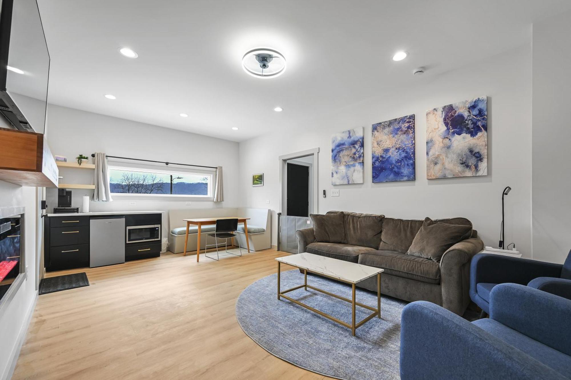 웨버빌 Mon Tresor, Modern Mountain Views With Deck 빌라 외부 사진